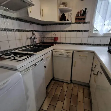 Maison Mitoyenne Calme - 4 Pers. - Fr-1-880-42 Apartment Agde